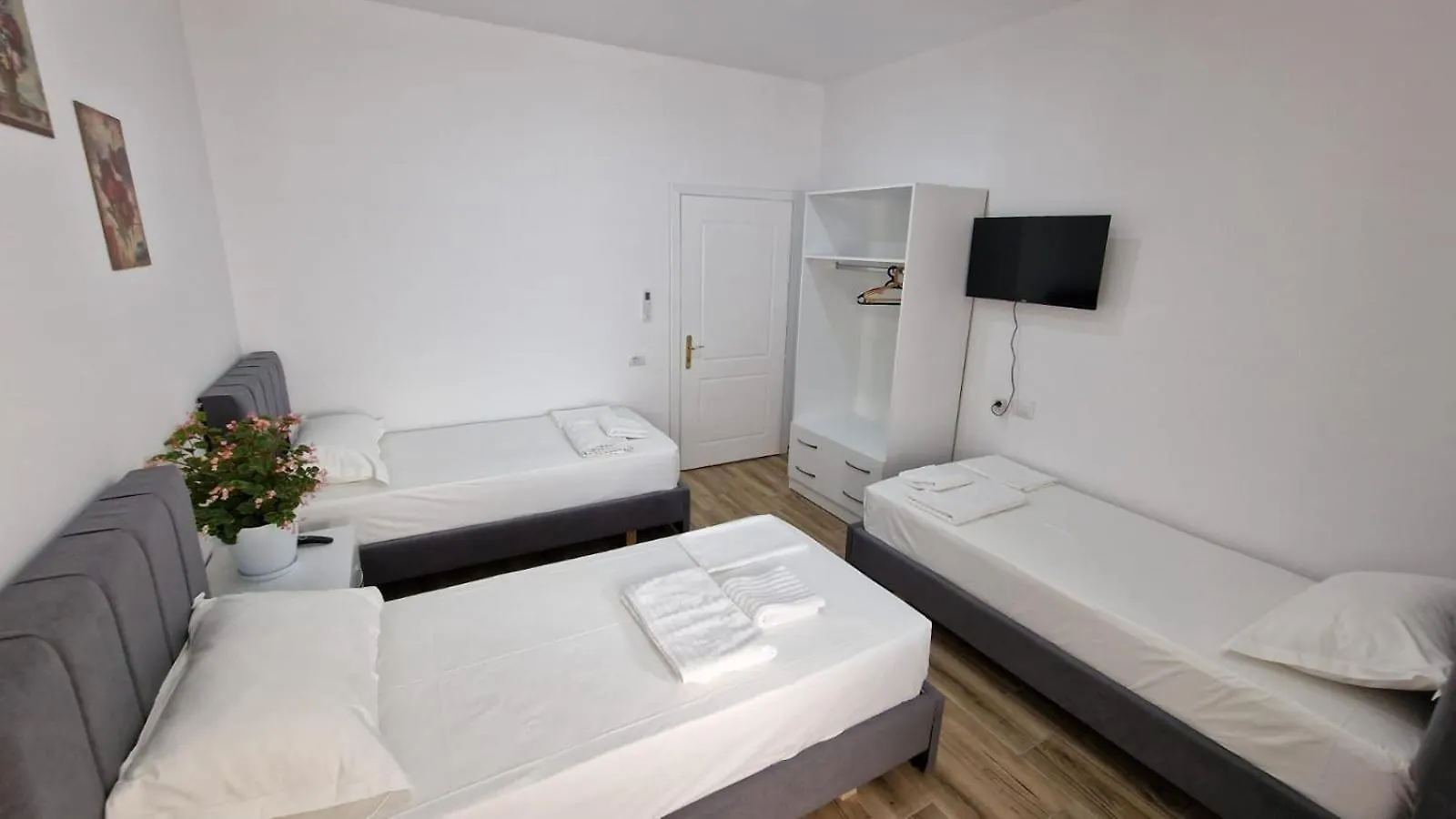 Vila Luen Berati Casa de hóspedes